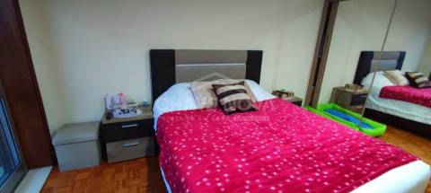 T3 para venda com varandas e lugar de garagem, Gondomar
