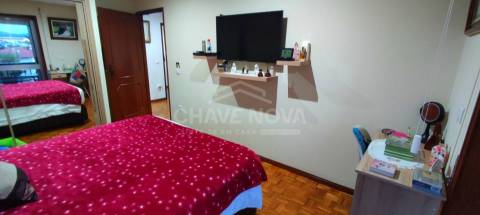 T3 para venda com varandas e lugar de garagem, Gondomar