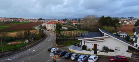 T3 para venda com varandas e lugar de garagem, Gondomar