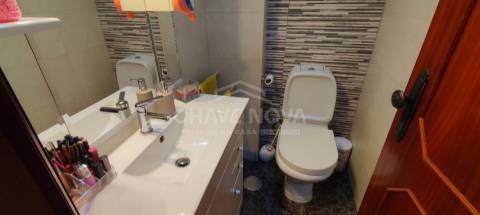T3 para venda com varandas e lugar de garagem, Gondomar