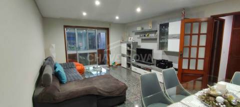 T3 para venda com varandas e lugar de garagem, Gondomar