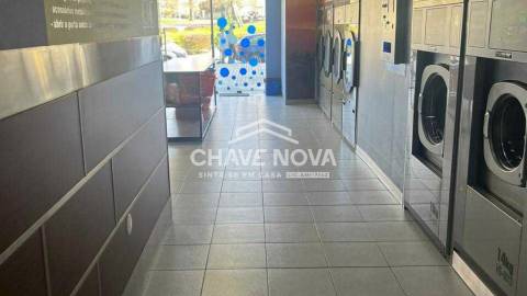 Lavandaria  Trespasse em Mafamude e Vilar do Paraíso,Vila Nova de Gaia