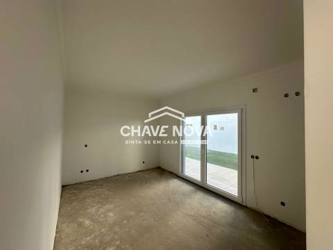 Moradia Geminada T4 Venda em Silveira,Torres Vedras