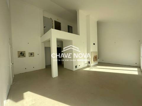 Moradia Geminada T4 Venda em Silveira,Torres Vedras