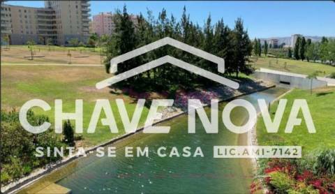 Apartamento T2 Venda em Lumiar,Lisboa