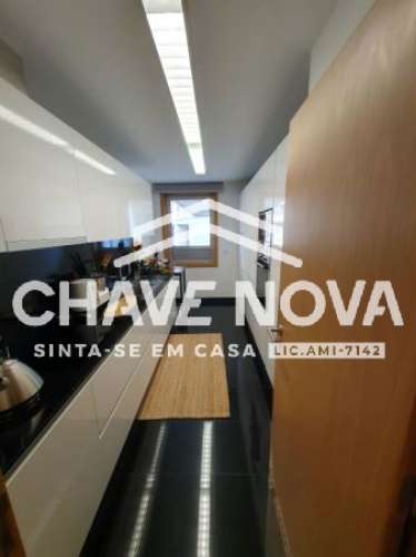 Apartamento T2 Venda em Lumiar,Lisboa