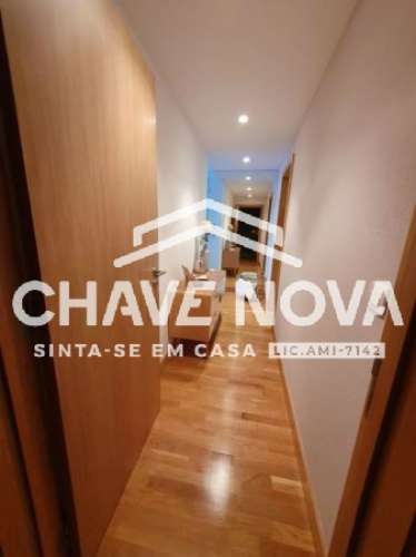 Apartamento T2 Venda em Lumiar,Lisboa