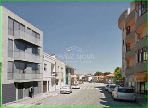 T0 novo, com varanda e lugar de garagem, em Leça da Palmeira (Centro)