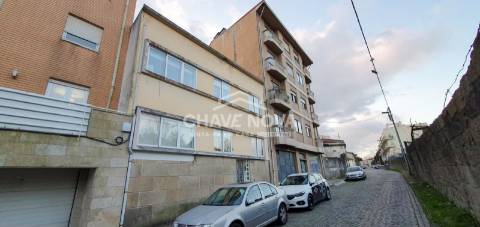 Moradia T4+2 Venda em Ramalde,Porto
