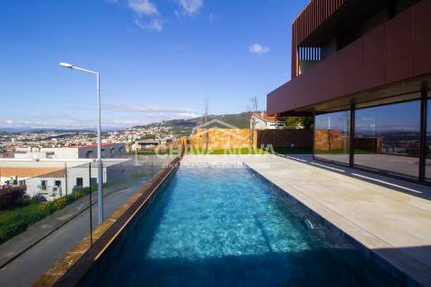 Moradia em Banda T4 Venda em Nogueira, Fraião e Lamaçães,Braga