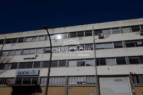 Escritório  Arrendamento em Ramalde,Porto