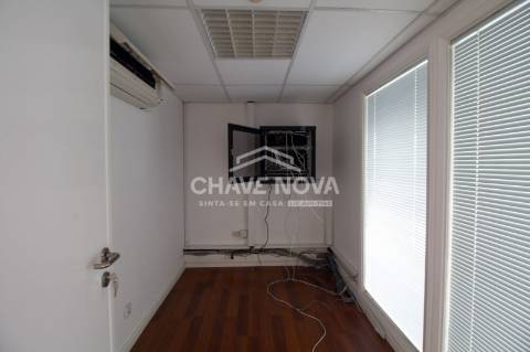 Escritório  Arrendamento em Ramalde,Porto