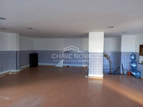 Loja  Arrendamento em Setúbal (São Julião, Nossa Senhora da Anunciada e Santa Maria da Graça),Setúbal