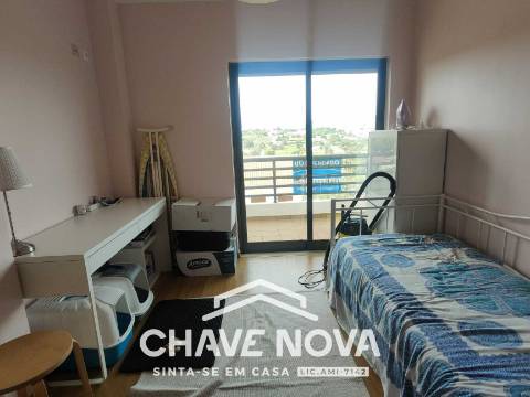 Apartamento T3 Venda em Quelfes,Olhão