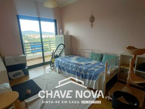 Apartamento T3 Venda em Quelfes,Olhão