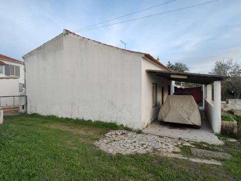 Moradia para Restaurar T3 Venda em Ferreiras,Albufeira