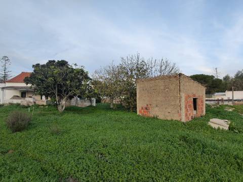 Moradia para Restaurar T3 Venda em Ferreiras,Albufeira