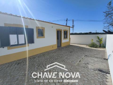 Moradia Geminada T2 Venda em Ferreiras,Albufeira