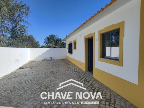 Moradia Geminada T2 Venda em Ferreiras,Albufeira