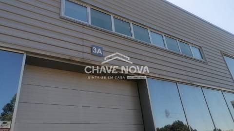 Armazém  Arrendamento em Fânzeres e São Pedro da Cova,Gondomar