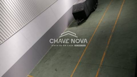 Armazém  Arrendamento em Fânzeres e São Pedro da Cova,Gondomar