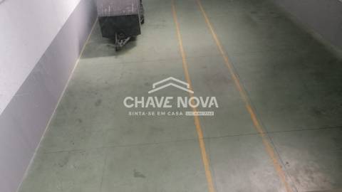 Armazém  Arrendamento em Fânzeres e São Pedro da Cova,Gondomar