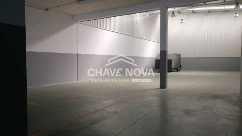 Armazém  Arrendamento em Fânzeres e São Pedro da Cova,Gondomar