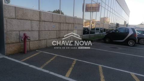 Armazém  Arrendamento em Fânzeres e São Pedro da Cova,Gondomar