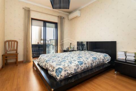 Apartamento T4 Venda em Amora,Seixal