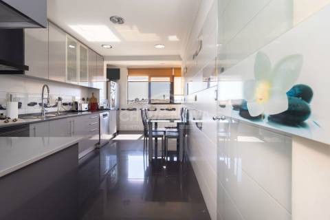 Apartamento T4 Venda em Amora,Seixal