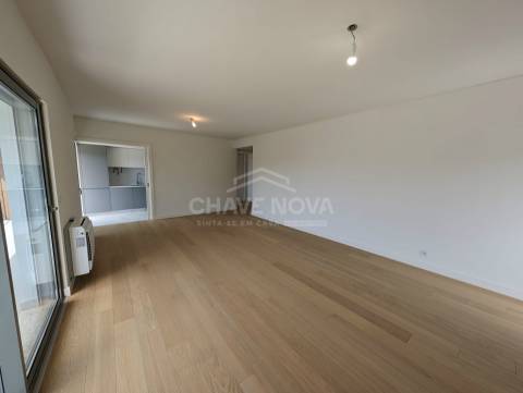 Apartamento T3 Venda em Seixal, Arrentela e Aldeia de Paio Pires,Seixal