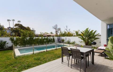 Moradia Isolada T4 Venda em Quarteira,Loulé