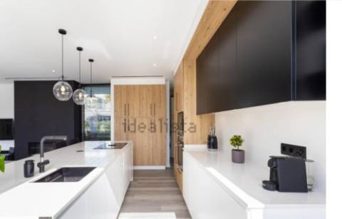 Moradia Isolada T4 Venda em Quarteira,Loulé