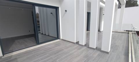 Andar Moradia T3+1 Venda em Quarteira,Loulé