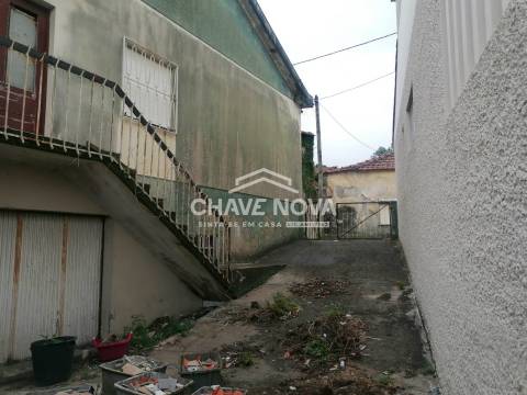Moradia para Restaurar T3 Venda em Rio Tinto,Gondomar