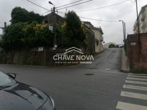 Moradia para Restaurar T3 Venda em Rio Tinto,Gondomar