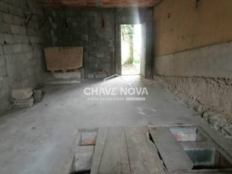 Moradia para Restaurar T3 Venda em Rio Tinto,Gondomar
