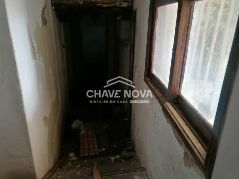 Moradia para Restaurar T3 Venda em Rio Tinto,Gondomar