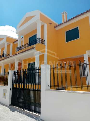 Moradia em Banda T4 Venda em Seixal, Arrentela e Aldeia de Paio Pires,Seixal