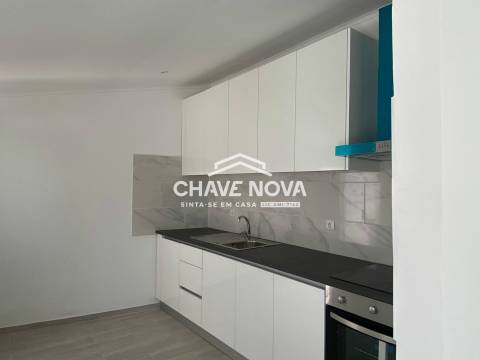 Moradia Isolada T2+1 DUPLEX Venda em São João das Lampas e Terrugem,Sintra