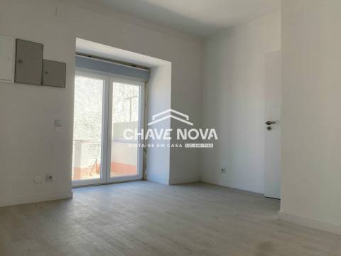 Moradia Isolada T2+1 DUPLEX Venda em São João das Lampas e Terrugem,Sintra