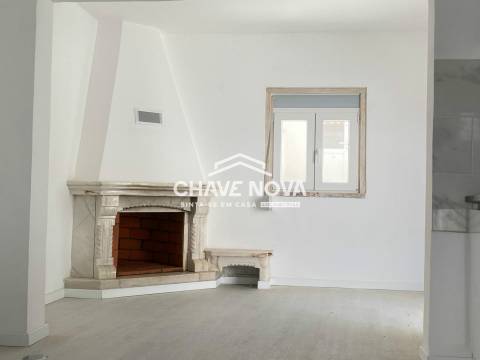 Moradia Isolada T2+1 DUPLEX Venda em São João das Lampas e Terrugem,Sintra