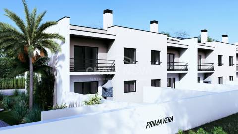 Moradia Geminada T4 Venda em Parceiros e Azoia,Leiria