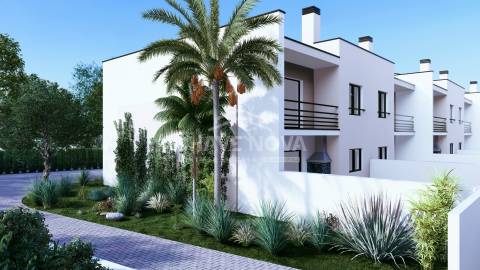 Moradia Geminada T4 Venda em Parceiros e Azoia,Leiria