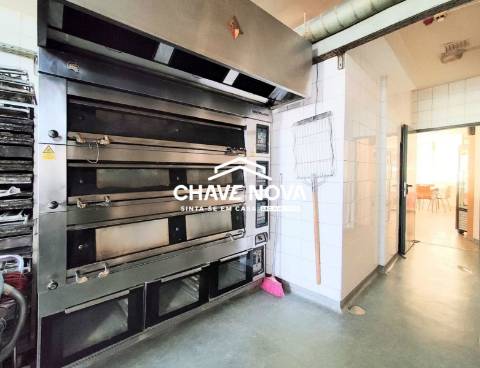 Padaria / Pastelaria  Trespasse em São Miguel do Souto e Mosteirô,Santa Maria da Feira