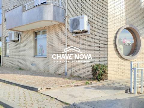 Padaria / Pastelaria  Trespasse em São Miguel do Souto e Mosteirô,Santa Maria da Feira