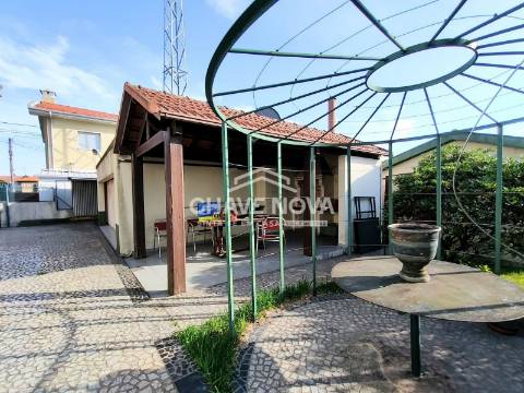 Moradia Isolada T3 Venda em Lourosa,Santa Maria da Feira