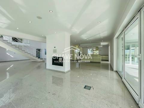 Moradia Isolada T5 TRIPLEX Venda em São Cipriano e Vil de Souto,Viseu