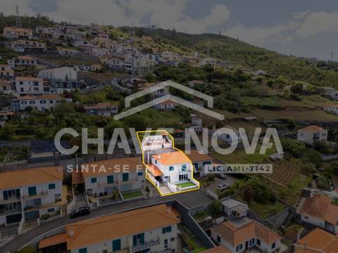 Moradia Geminada T3 Venda em Funchal (Santa Maria Maior),Funchal
