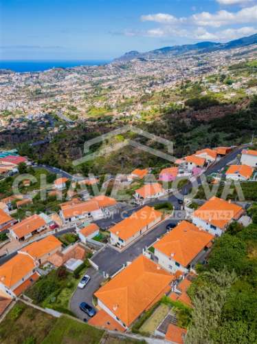Moradia Geminada T3 Venda em Funchal (Santa Maria Maior),Funchal